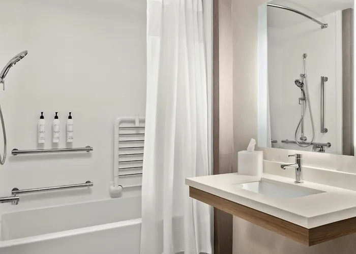 Hotel Springhill By Marriott Chicago